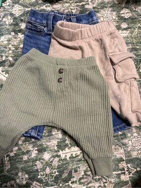 Old Navy Sage Green Waffle Knit Joggers for Kids